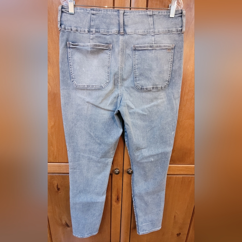 EUC | American Eagle Outfitters Super Hi-Rise Jegging 18L - Picture 2 of 11